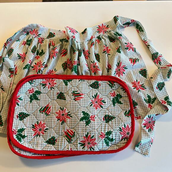 Christmas Apron with Matching Placemats - Picture 1 of 8